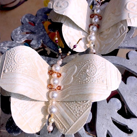 Kismet Other - NWOT PAIR OF BUTTERFLIES | METAL | PEARLS | WIRE MIXED MEDIA WALL ART